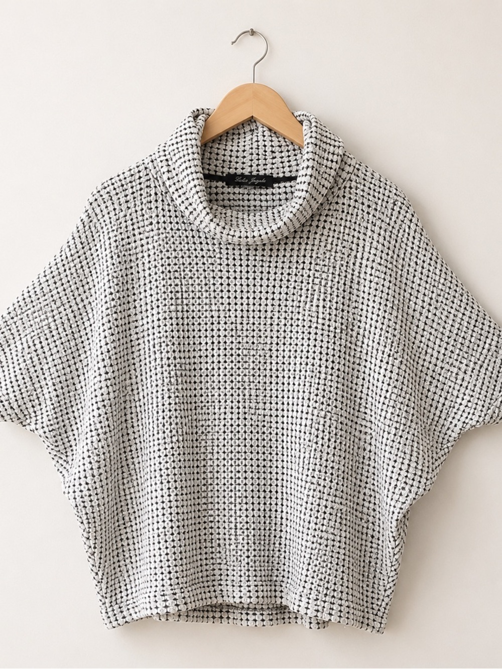 Laila Jayde Textured Cowl Neck Dolman Sleeve Sweater Top Medium